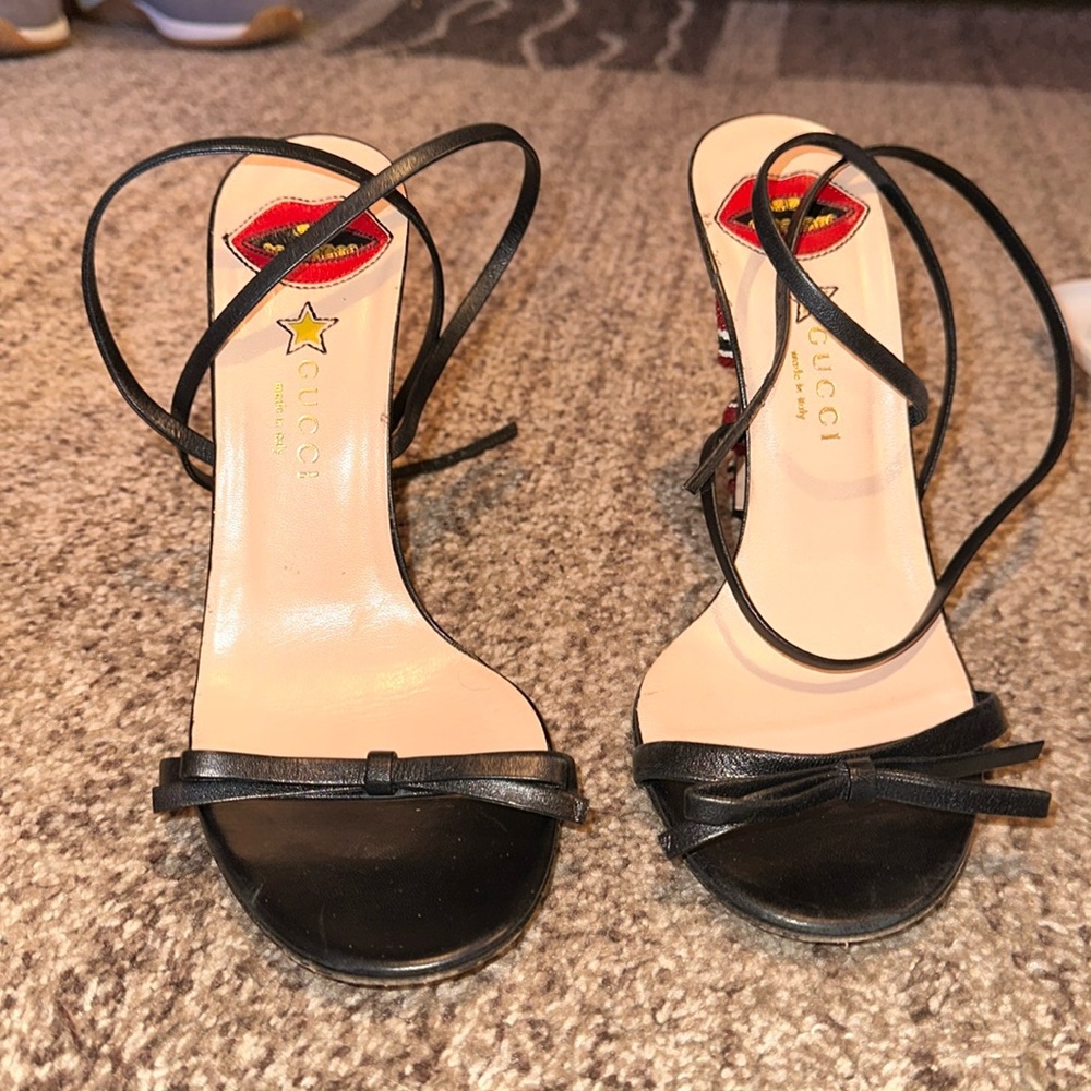 Gucci Snakeskin Shoes Used